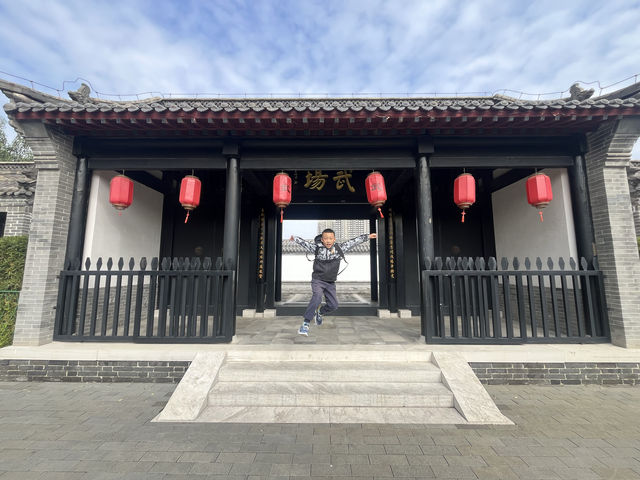 打卡定州貢院帶熊孩子提前感受高考氛圍 打卡定州貢院帶熊孩子提前感受高考氛圍