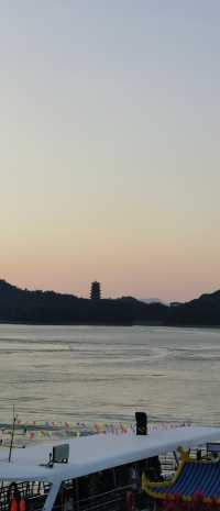 不一定非要去馬代,這片山水足以讓你心醉