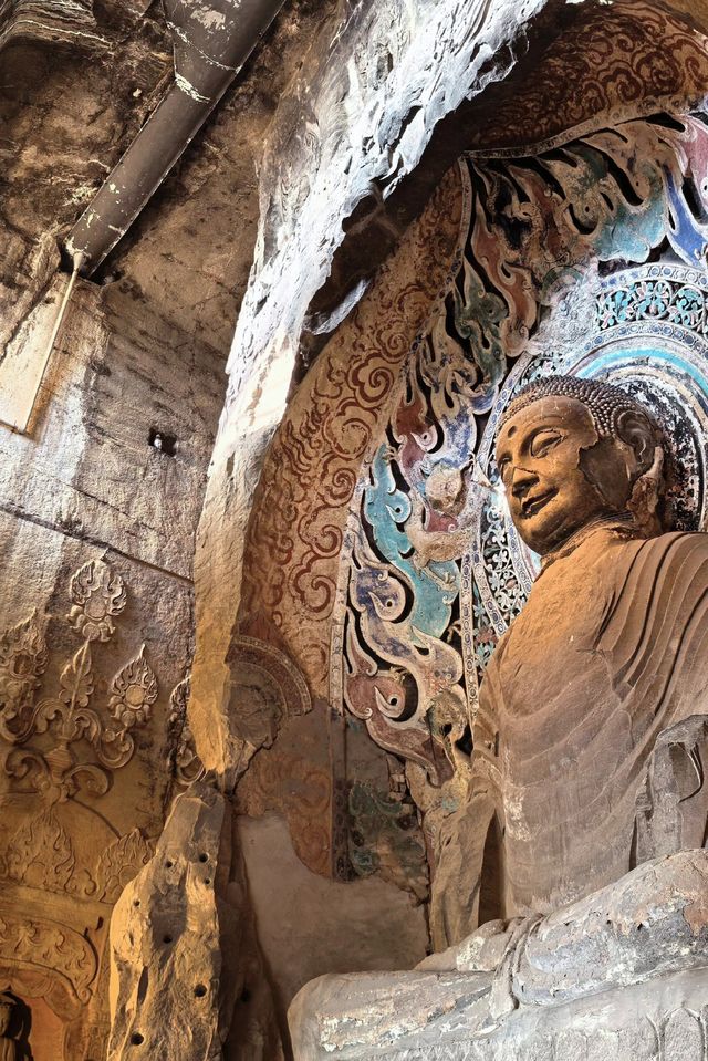 穿越千年，邂逅北齊皇家石窟的佛光禪影