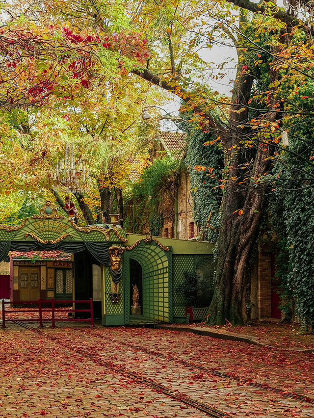 10 Cool and Quirky Things to Do in Paris! ✴️🗺