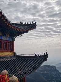 雲海中的仙境秘境