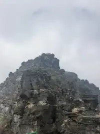 登頂梵淨山坐了最暈車的景交車