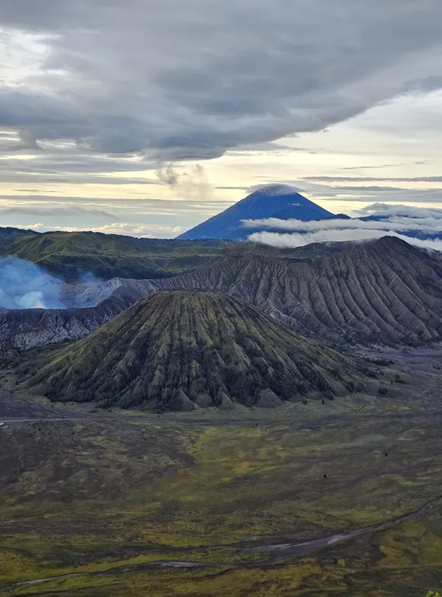 雨季 Bromo火山 美好短暫 一生難忘