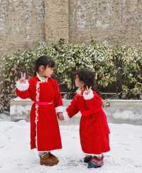 冬日童話屋住進九寨溝的雪花秘境裡！