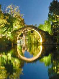 鹽官入夜,一幅被燈火喚醒的古畫