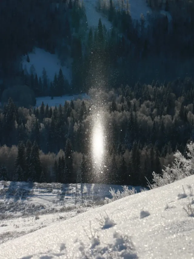 絕了!新疆禾木驚現神秘「時空之門」! 絕了!新疆禾木驚現神秘「時空之門」!