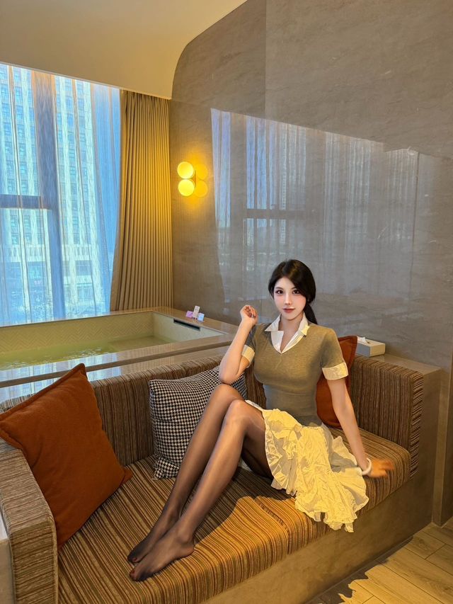 大連東港附近最喜歡的酒店! 漫舍溫泉酒店!就在地鐵口旁邊!地理位置很方便!出來旅遊住在這裡真的太適 大連東港附近最喜歡的酒店! 漫舍溫泉酒店!就在地鐵口旁邊!地理位置很方便!出來旅遊住在這裡真的太適