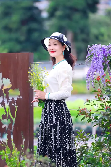 Guangfo Hidden GemChencun Blue Wisteria Waterfall, the Last Top Romantic  Spot of Spring! Miss it and wait a whole year | Trip.com Foshan