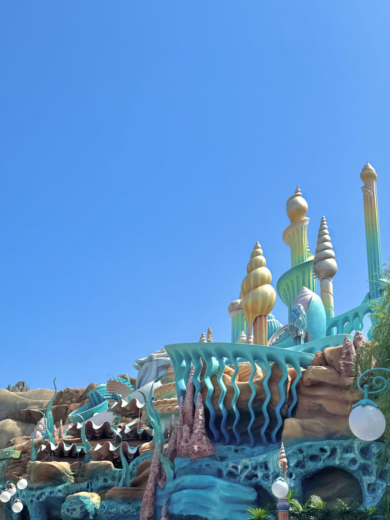 東京ディズニーシー25周年を祝う！この夏を涼しく満喫しよう。 | Trip