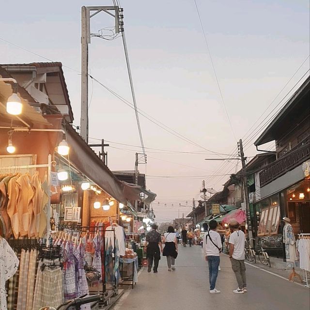 ถนนคนเดินเชียงคาน