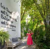 ที่พักสบายใกล้ที่เที่ยว The Rock Hua Hin Beach Res