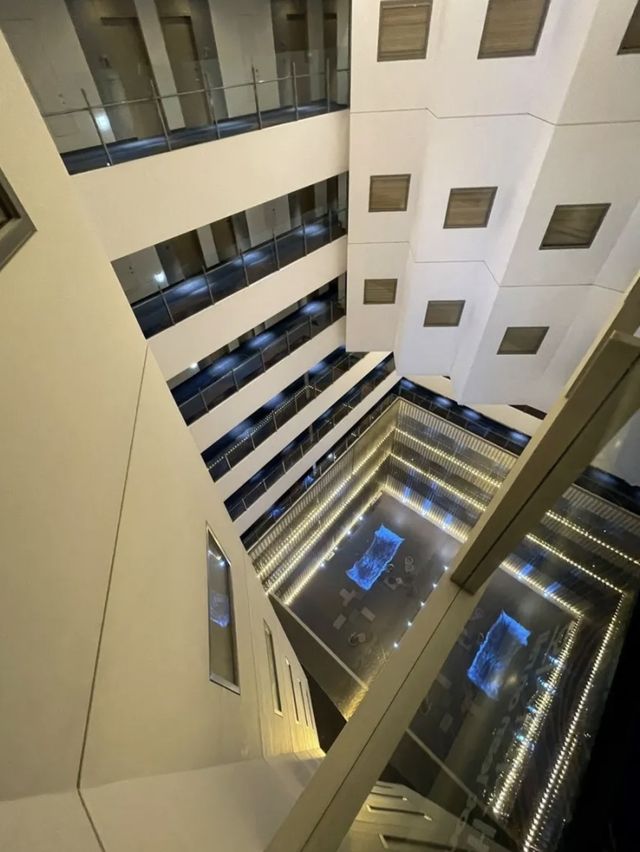 가성비 좋은 연남동 뷰 호텔 ‘홀리데이 인 익스프레스 서울 홍대‘
