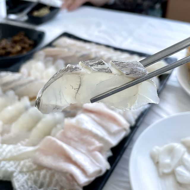 푸짐한 인심, 신선한 횟감 강릉항 회센터 솔향 횟집🐠