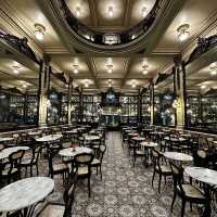 Most beautiful cafe in the world is in Rio!