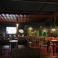 นั่งชิลล์หลังเลิกงาน 25 bar & bistro🍸ที่จันทบุรี