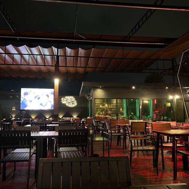 นั่งชิลล์หลังเลิกงาน 25 bar & bistro🍸ที่จันทบุรี
