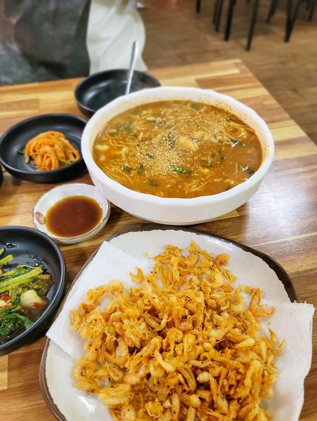 요즘 핫한 예산 여행, 맛집 추천!