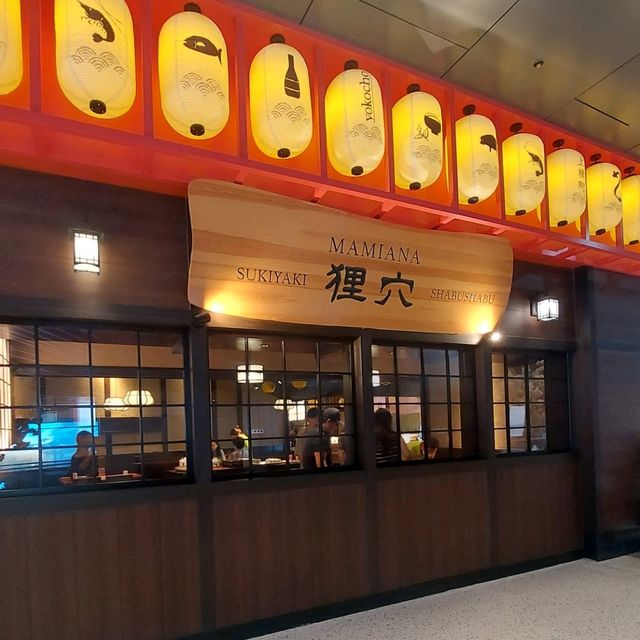 勁多食肆嘅深業上城 勁多食肆嘅深業上城