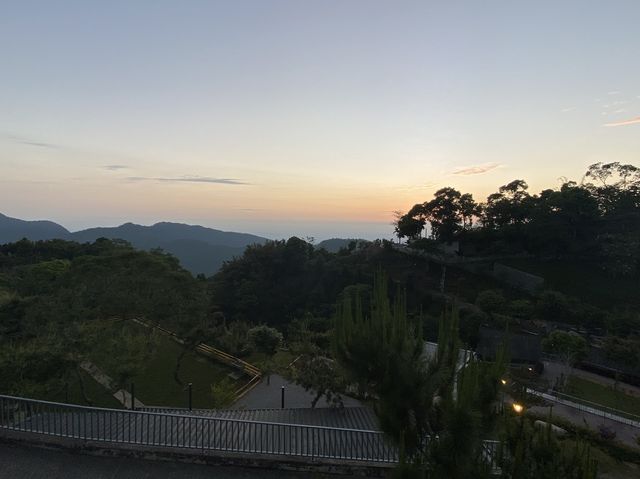 🌟南投國姓｜沐晨露營區 蓮花帳 山景夜景 一次擁有 塵囂不遠處的世外桃源