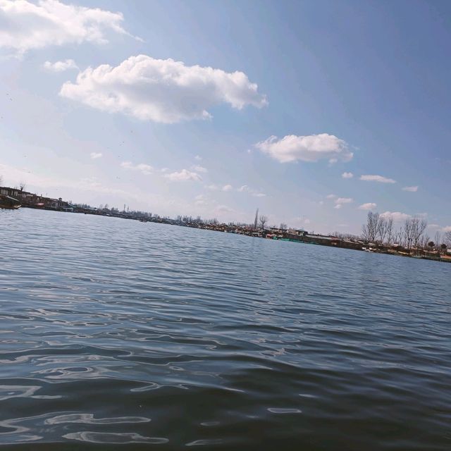 Jewel of Kashmir - Dal Lake 