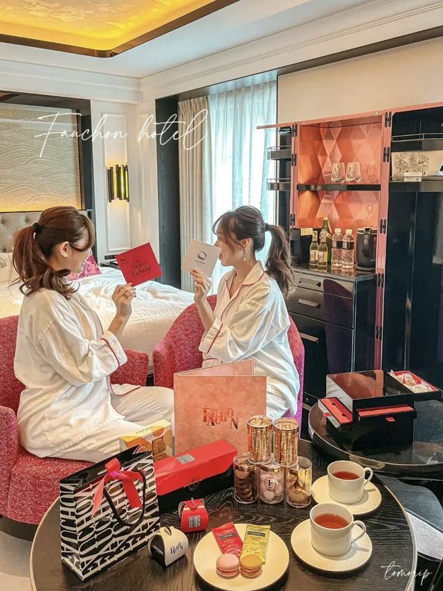 【京都】フォションピンクが可愛すぎる！！全客室に夢のクローゼットがあるグルメホテル