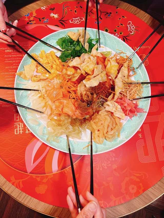 《Auntie AYI團年飯撈起🤩》