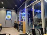 紐西蘭知名連鎖漢堡店Burgerfuel，基督城機場店