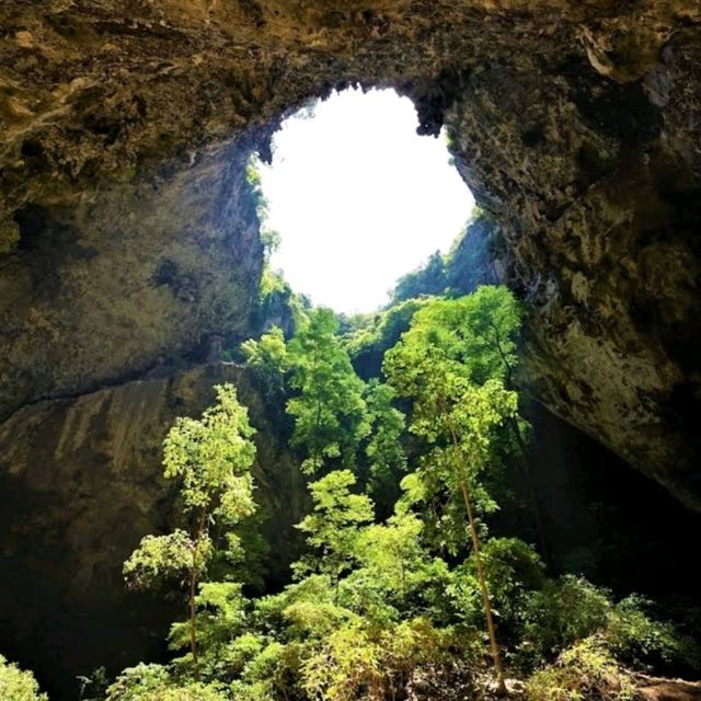 Phraya Nakhon Cave