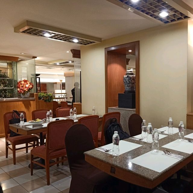 โรงแรมทวินทาวเวอร์ กรุงเทพ