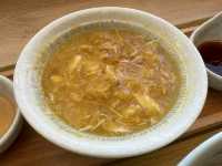 食在荃灣 | KiKi麵店 | 醉人海景伴美味拌麵與甜品