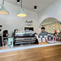 Craft Cafe ร้านกาแฟแนวมินิมอลใจกลางเมือง