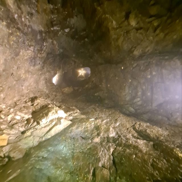 에어컨 없이도 시원한 여행지 광명동굴