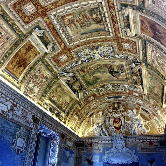미켈란젤로의 천지창조로 유명한, 시스티나 성당