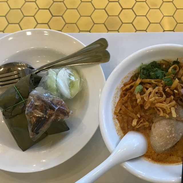 ถนนคนเดินท่าแพ