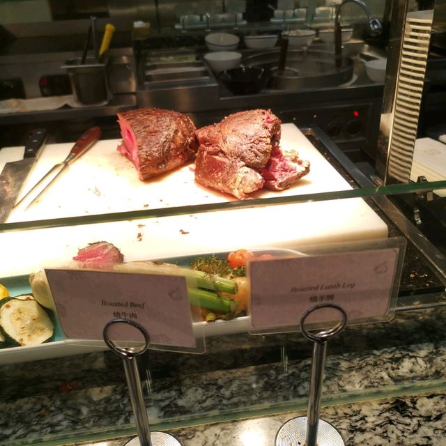 嘩！原來荃灣有間咁有水準嘅自助餐<Cafe Circle滋味蟹饌自助餐 >