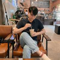 โกดังข้าวคาเฟ่เลิงนกทา