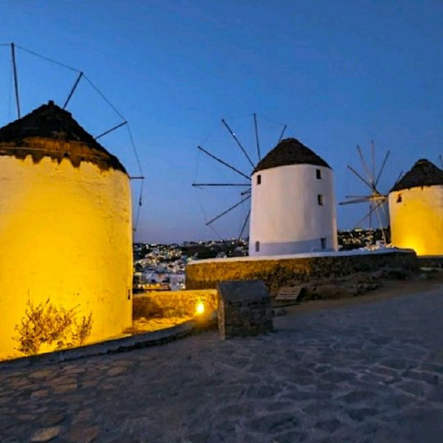 @ WINDMILLS OF MYKONOS!