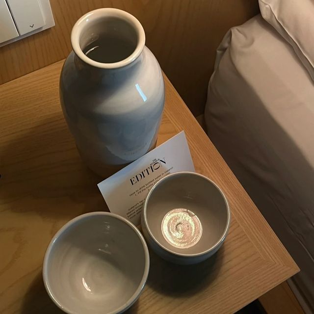 雷克雅未克的Edition：木色調設計，免費wifi和暖氣