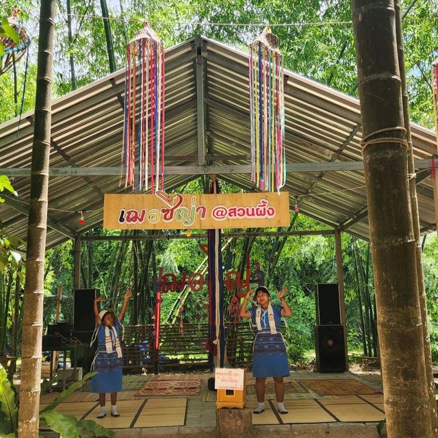 Colorful Cradle Market | Ratchaburi
