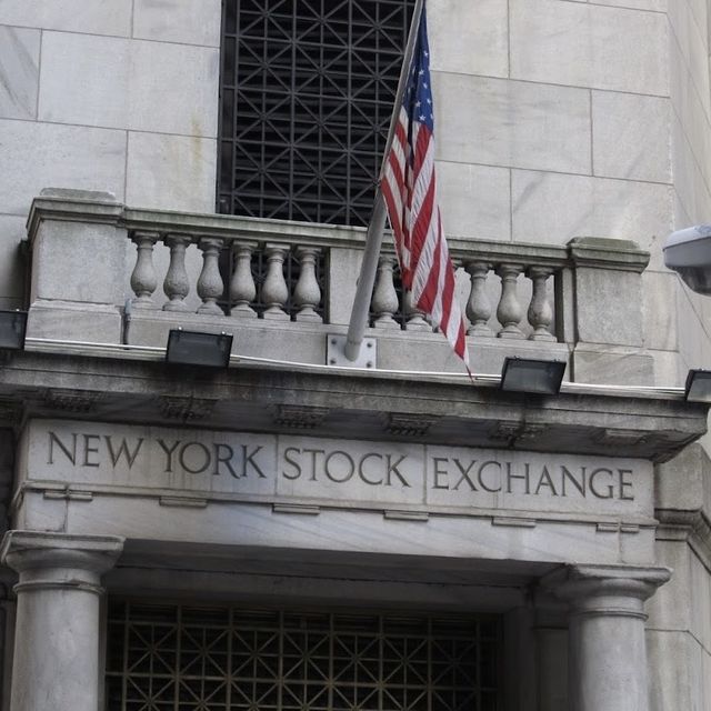 Iconic Stock Exchange 