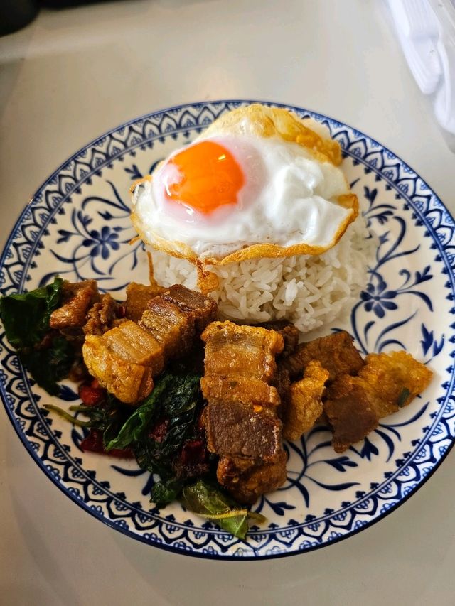 ร้าน ไก่นรก กรุงเทพ
