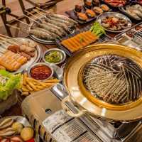 บุฟเฟ่ต์หมูกระทะบนดาดฟ้ามีอาหารทะเลดอง