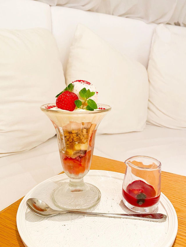 【福岡カフェ】足を伸ばしてくつろげる！ゆったりできるカフェ