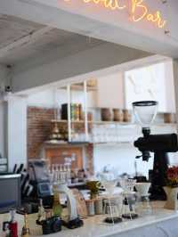 จากปั้มร้างกลายเป็น Cafe สุดแนว So story at Kingka