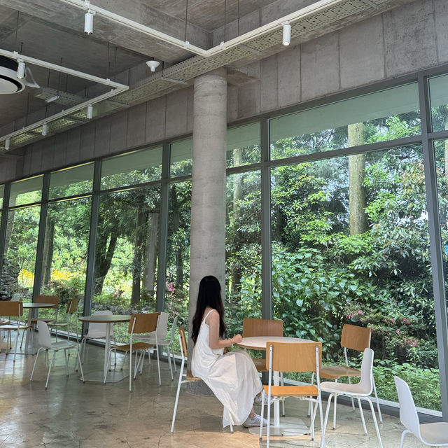 비오는 날에도 방문하기 좋은 감성카페🍃
