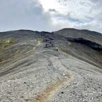 Mount Bláhnjúkur hike