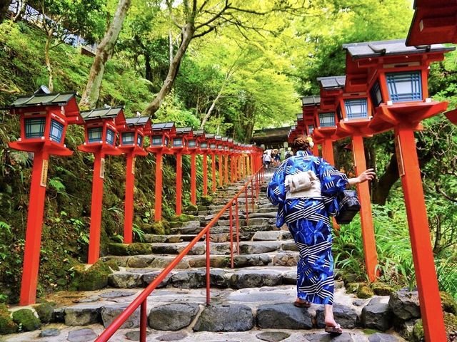 【京都】京都の奥座敷、縁結びで有名な水の神