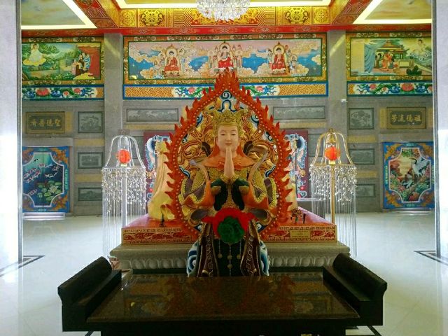 วิหารพระโพธิสัตว์กวนอิม สะพานข้ามแม่น้ำแคว