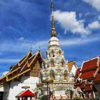 วัดกลางเวียง สักการะเสาสะดือเมืองเชียงราย 
