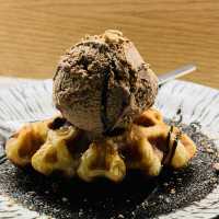 銅鑼灣日本料理～昼月 Daymoon Cafe & Lounge